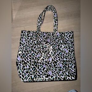 Consuela Grab ‘n Go Lola Tote in purple Leopard, Large size